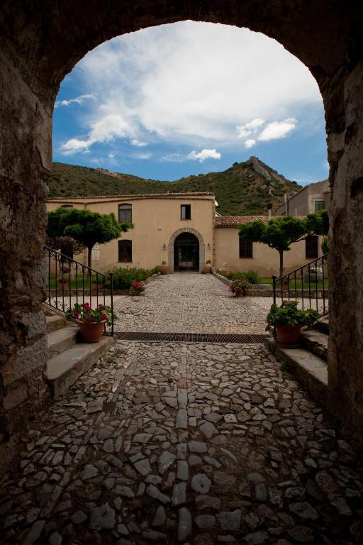 Il Vecchio Frantoio Scillato (Sicily) Exterior photo