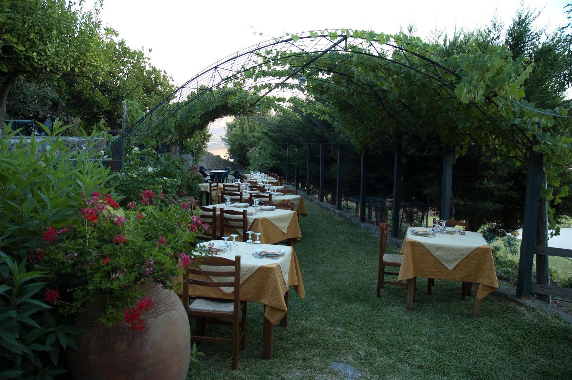 Il Vecchio Frantoio Scillato (Sicily) Exterior photo