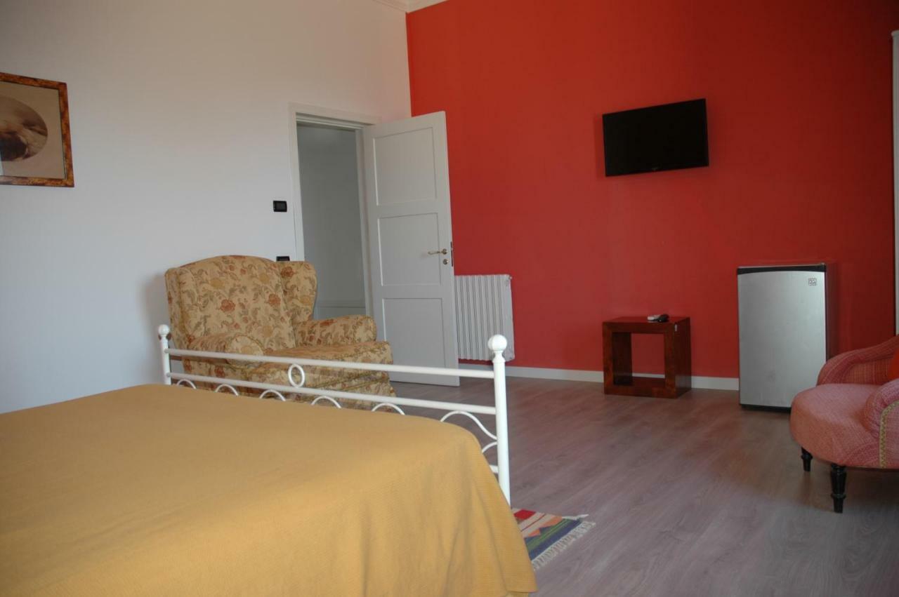 Il Vecchio Frantoio Scillato (Sicily) Exterior photo