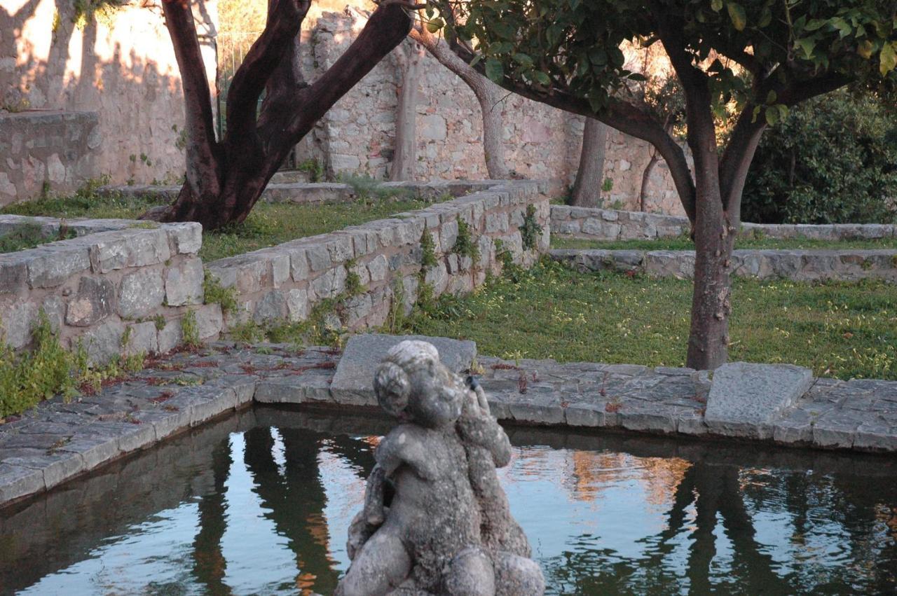 Il Vecchio Frantoio Scillato (Sicily) Exterior photo