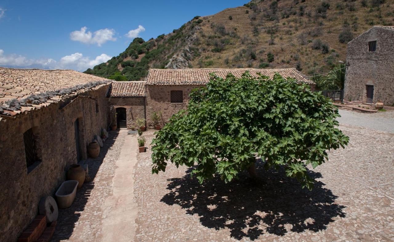 Il Vecchio Frantoio Scillato (Sicily) Exterior photo